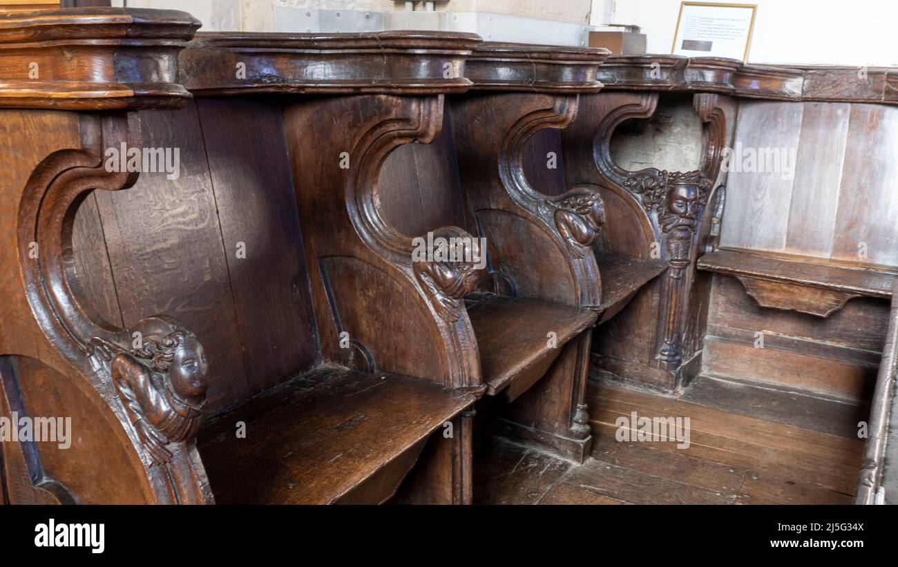 TUTTI I SANTI CURCH, LEIGHTON BUZZARD, LETTI. Foto Stock