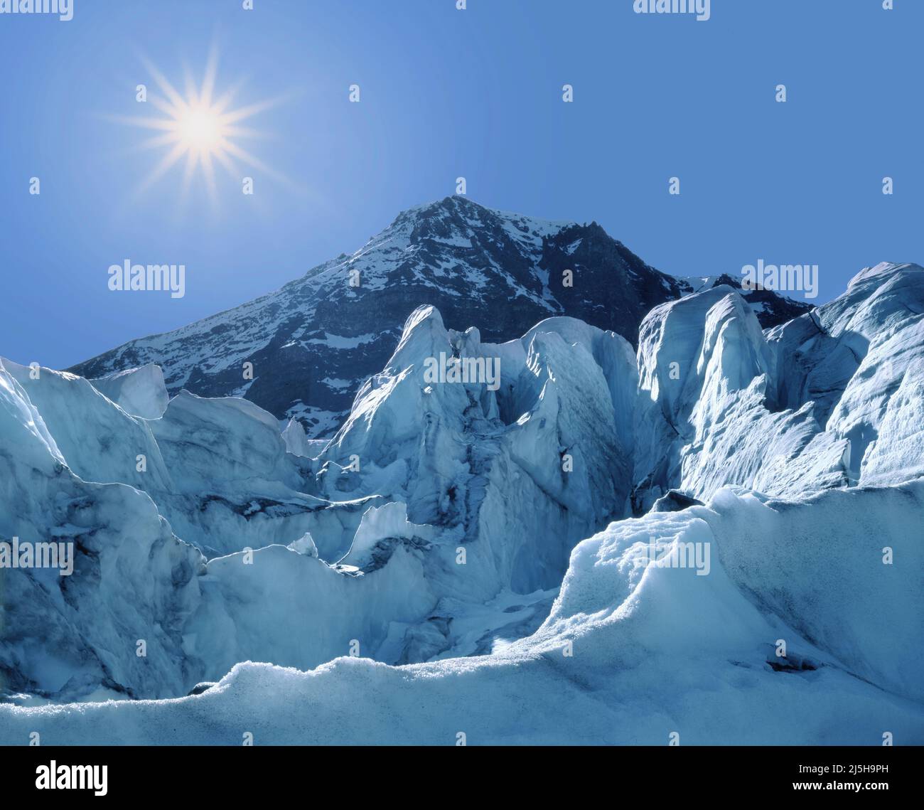 Crepacci e Seracs, Hayden Glacier, Middle Sister, Cascade Range, Oregon Foto Stock
