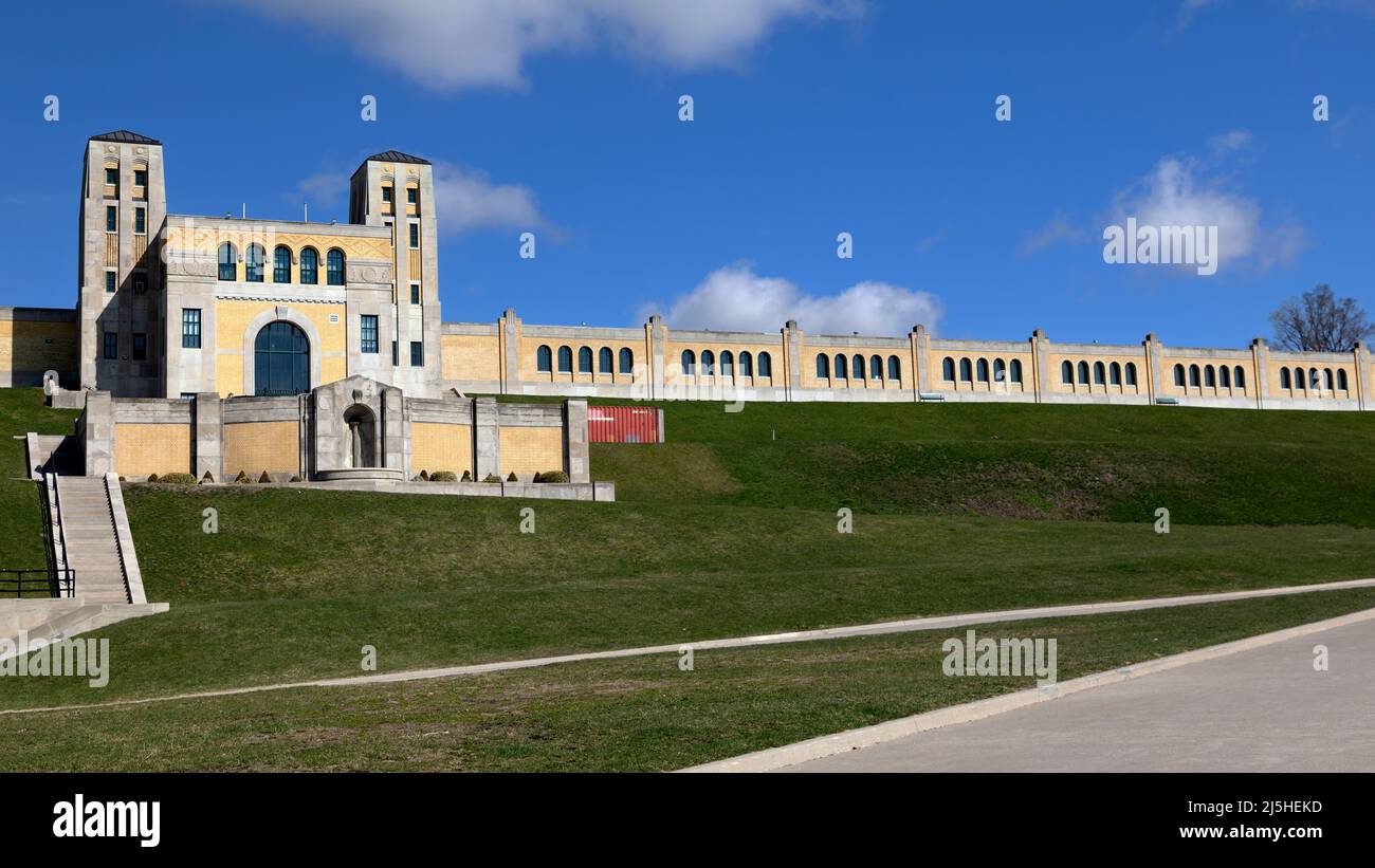 Sulla riva del lago Ontario R.C. Harris impianto di trattamento delle acque Toronto Ontario Canada. Foto Stock