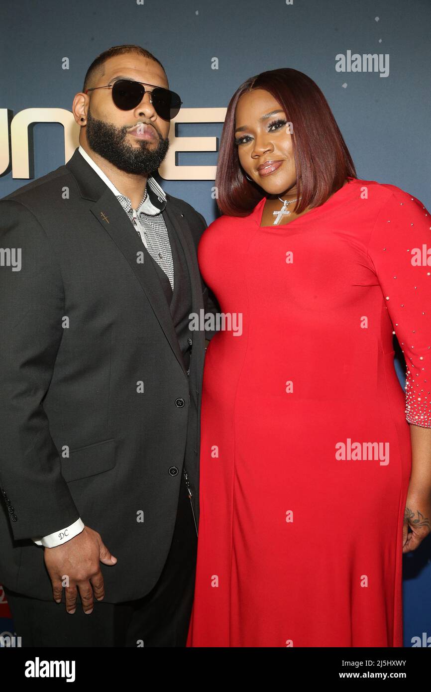Hollywood, CA. 23rd Apr 2022. Darrell Crump e Kelly Price ai Trumpet Awards 2022 al Dolby Theatre di Hollywood, California, il 23 aprile 2022. Credit: Faye Sadou/Media Punch/Alamy Live News Foto Stock