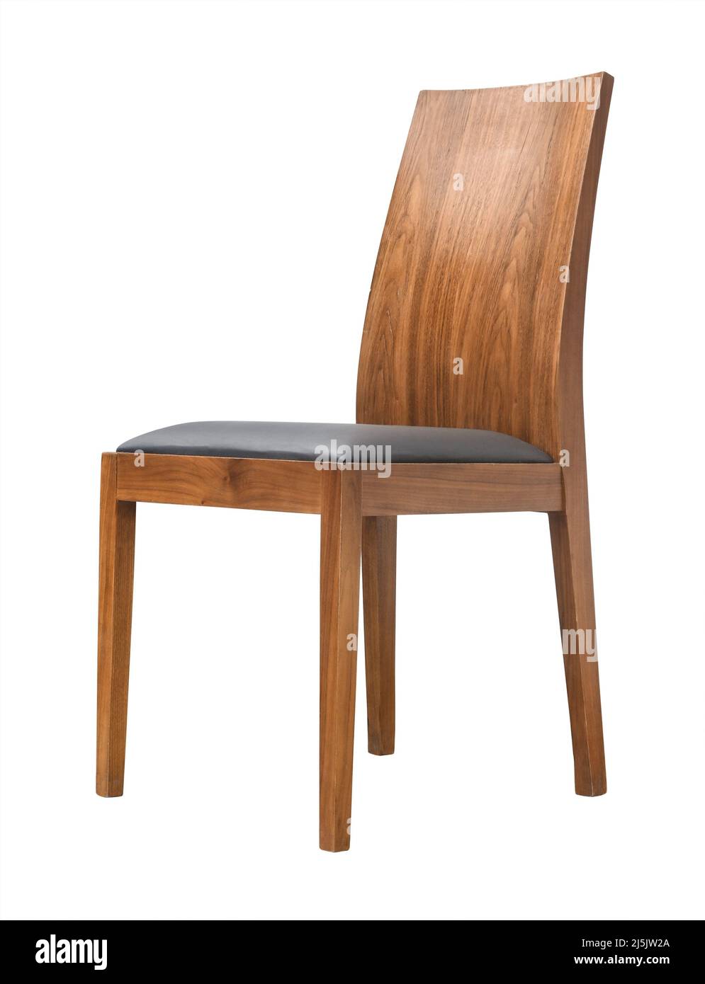 Sedia in legno moderna vuota isolata su bianco Foto Stock