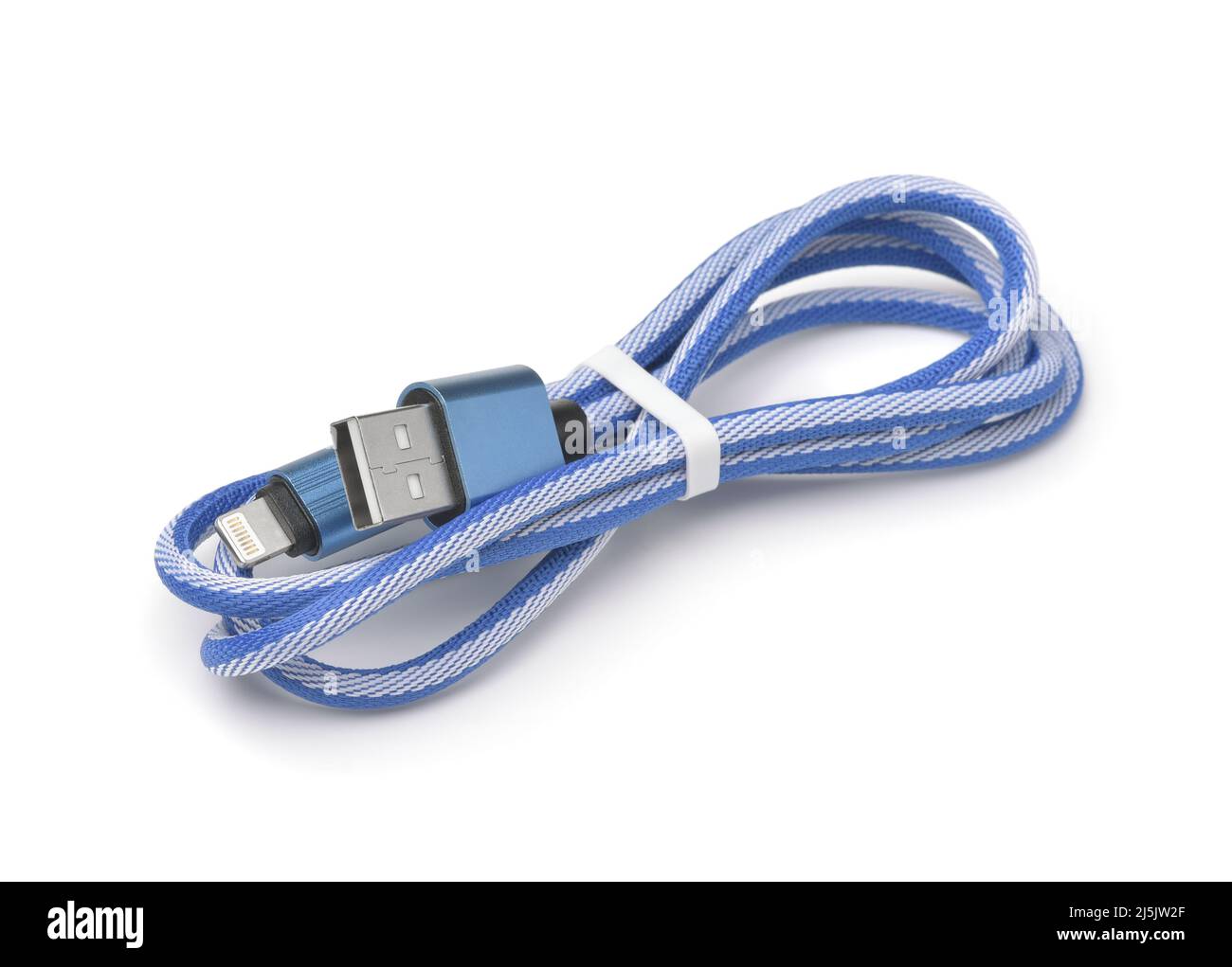 Cavo telefonico da USB a Lightning blu isolato su bianco Foto Stock