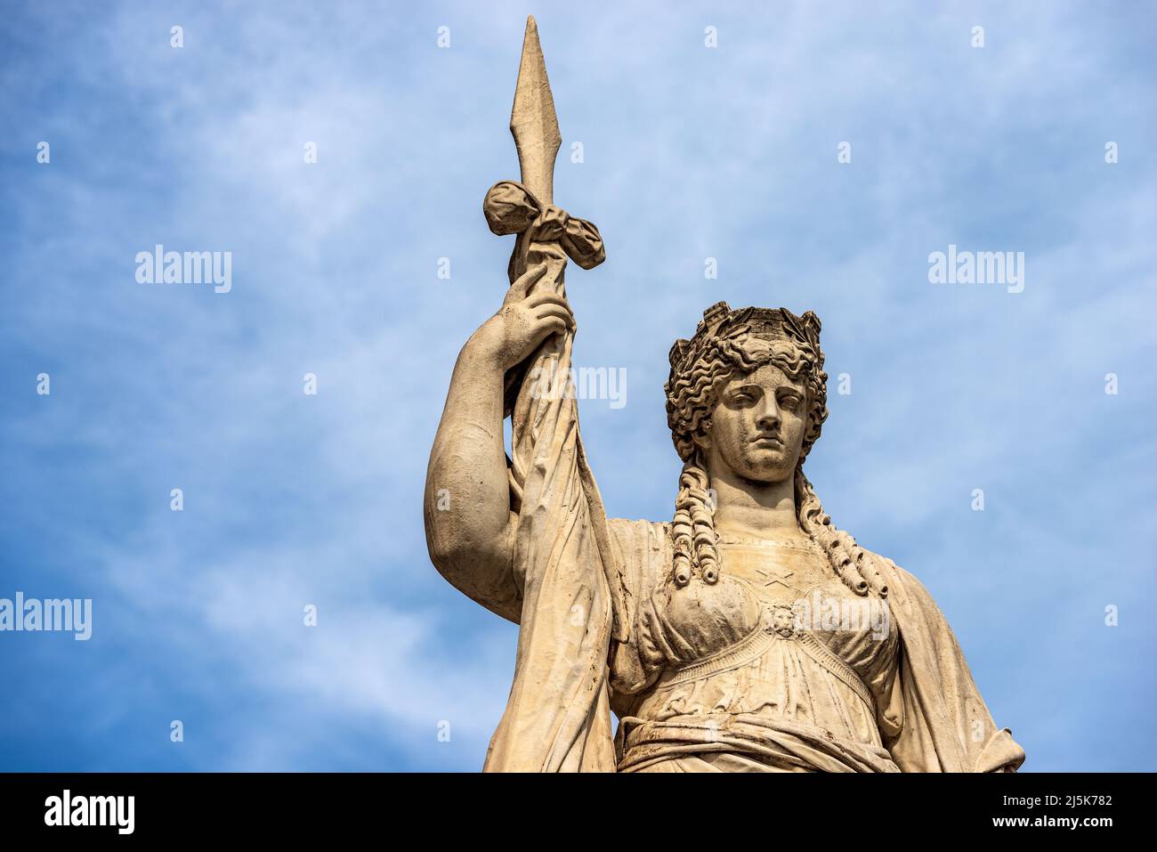 Statua dell'Indipendenza Teresona, 1875, di Luigi Borro (scultore italiano, 1826-1880) a Treviso, Piazza Indipendenza, Veneto, Italia, Europa. Foto Stock
