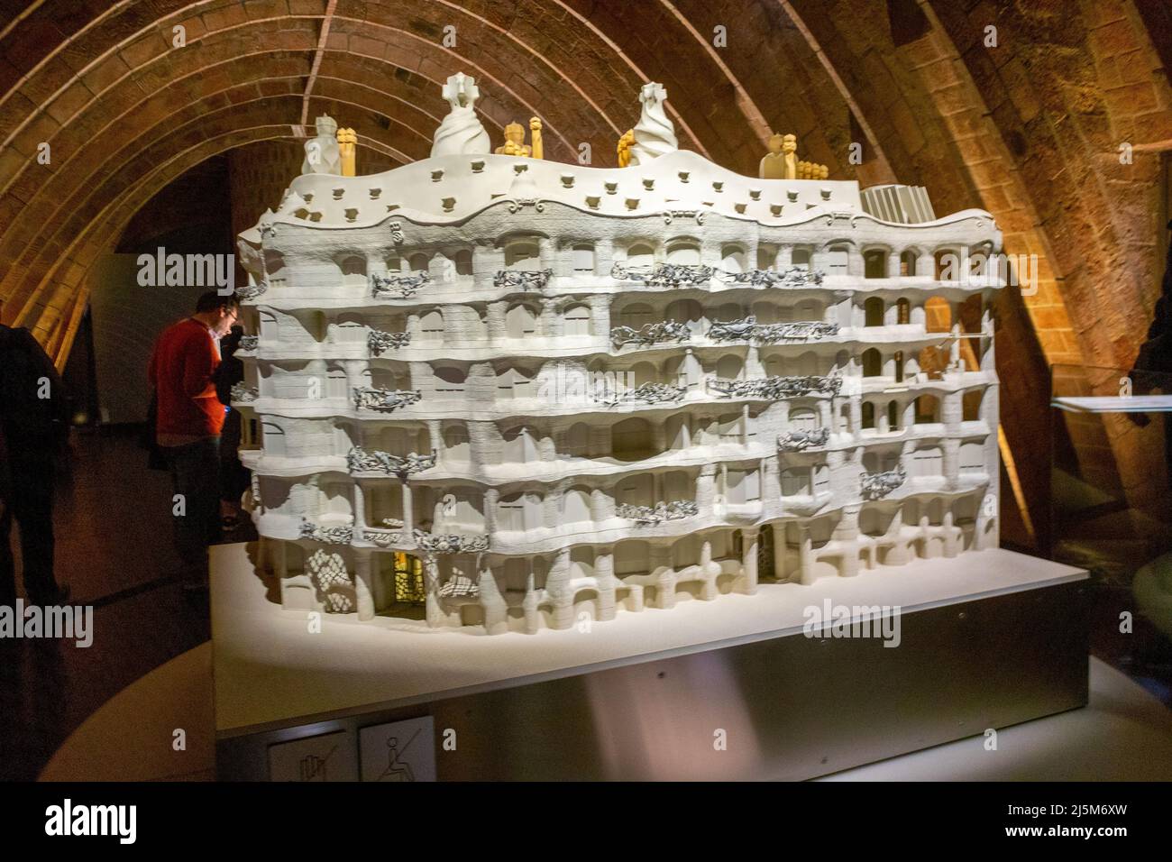 Barcellona, Spagna, edificio storico di architettura, Design di Gaudi, la Pedrera, Maison Mila, modello architettonico in mostra all'interno Foto Stock