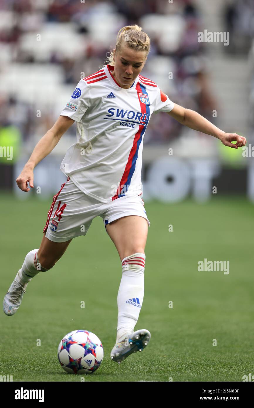 Lione, Francia, 24th aprile 2022. ADA Hegerberg di Lione durante la partita della UEFA Womens Champions League all'OL Stadium di Lione. Il credito d'immagine dovrebbe essere: Jonathan Moscrop / Sportimage Credit: Sportimage/Alamy Live News Foto Stock