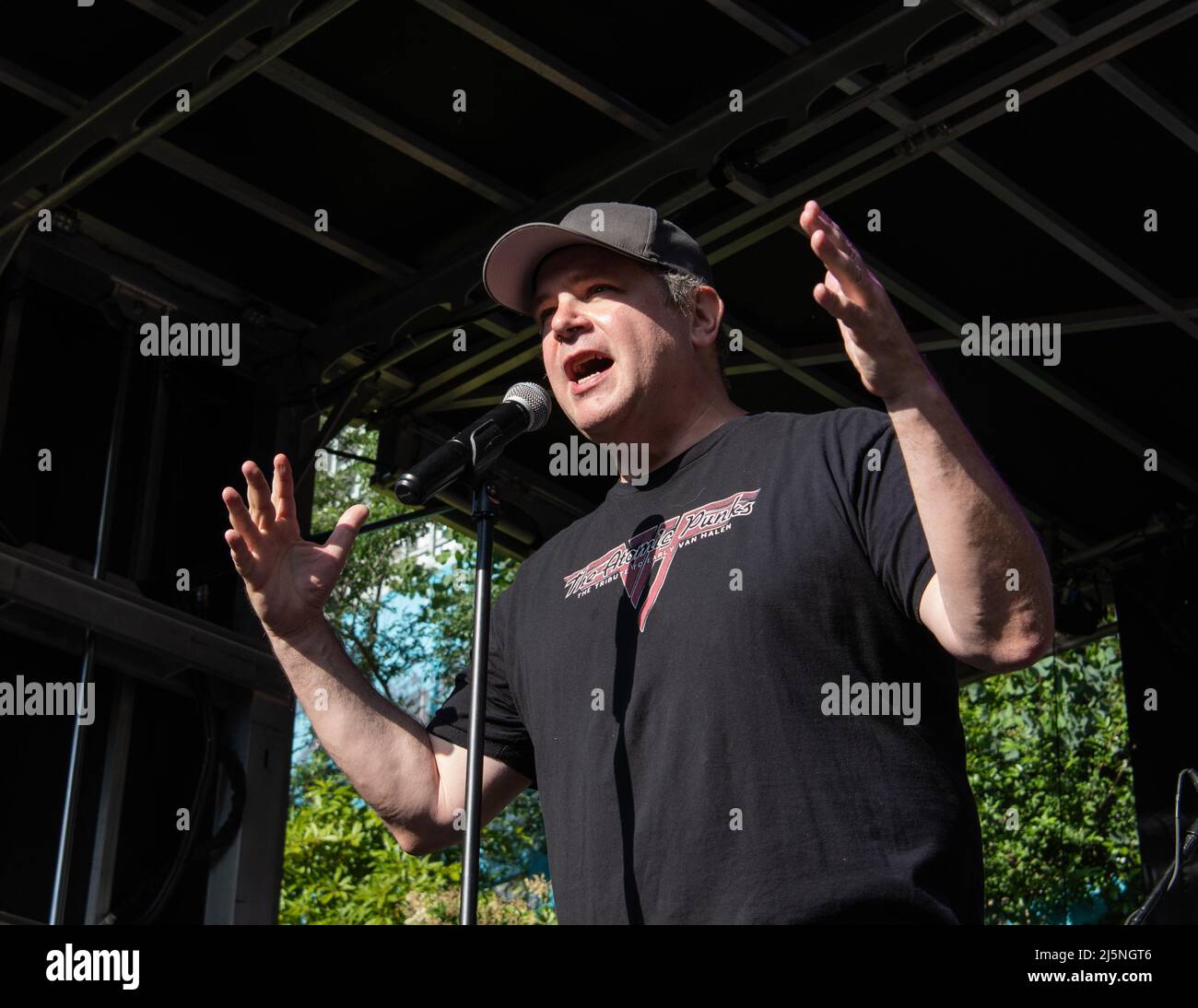 24 aprile 2022, Los Angeles, California, USA: EDDIE BUNK alla celebrazione del 50th anniversario dell'Arcobaleno a Los Angeles, California (Credit Image: © Charlie Steffens/ZUMA Press Wire) Foto Stock