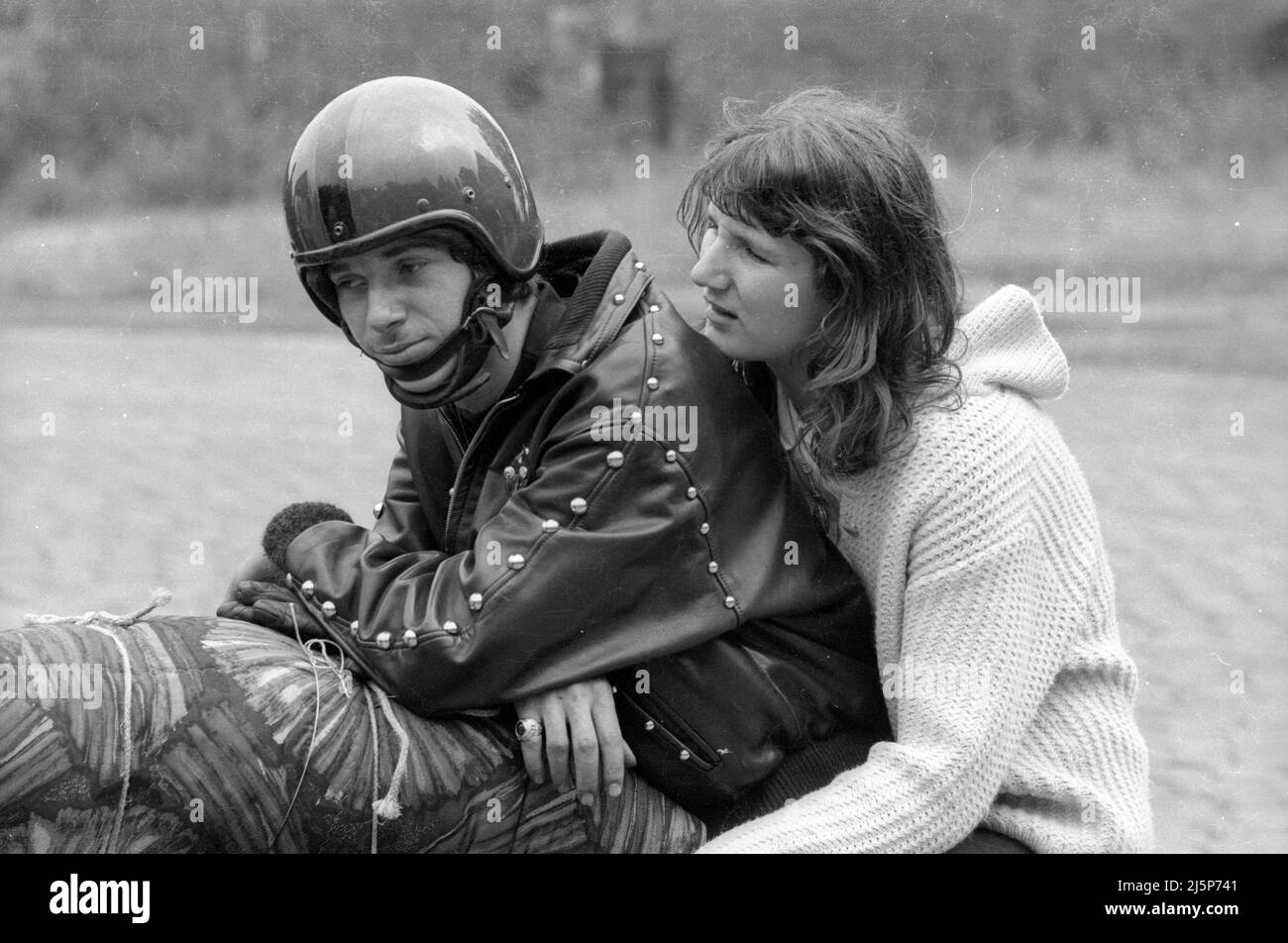 Membri dei Red Devils, una gang giovanile a Norimberga. I giovani indossano giacche decorate in pelle, si avvolge e passano il tempo a cavallo delle motociclette. [traduzione automatizzata] Foto Stock