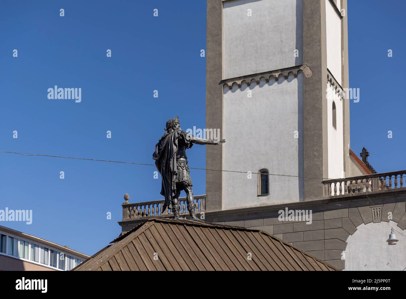 Chiesa torre nella città vecchia di Augusta in Germania Foto Stock