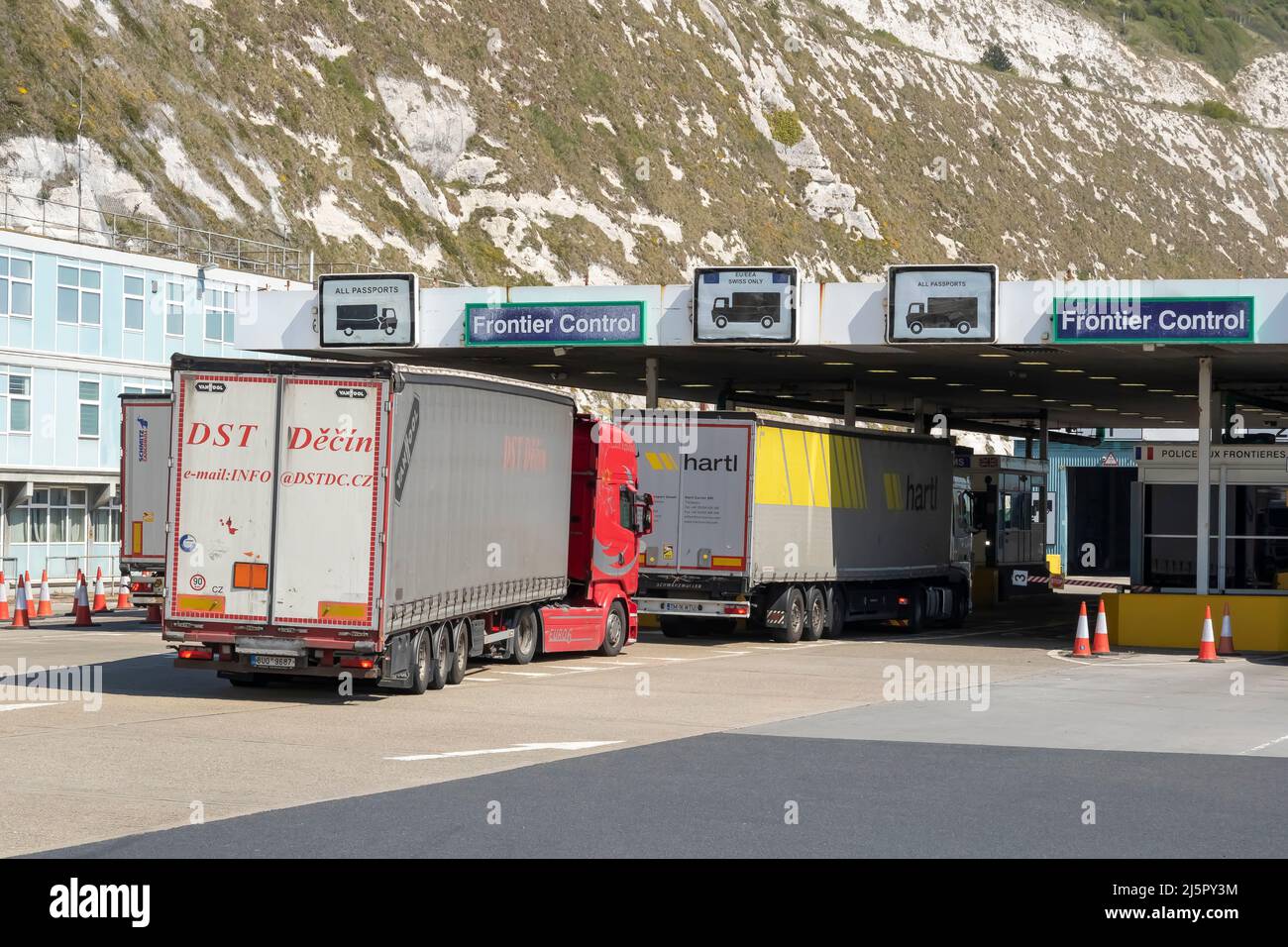 DOVER; REGNO UNITO; APRILE/21/2022; controllo di frontiera nel porto di dover, Regno Unito Foto Stock