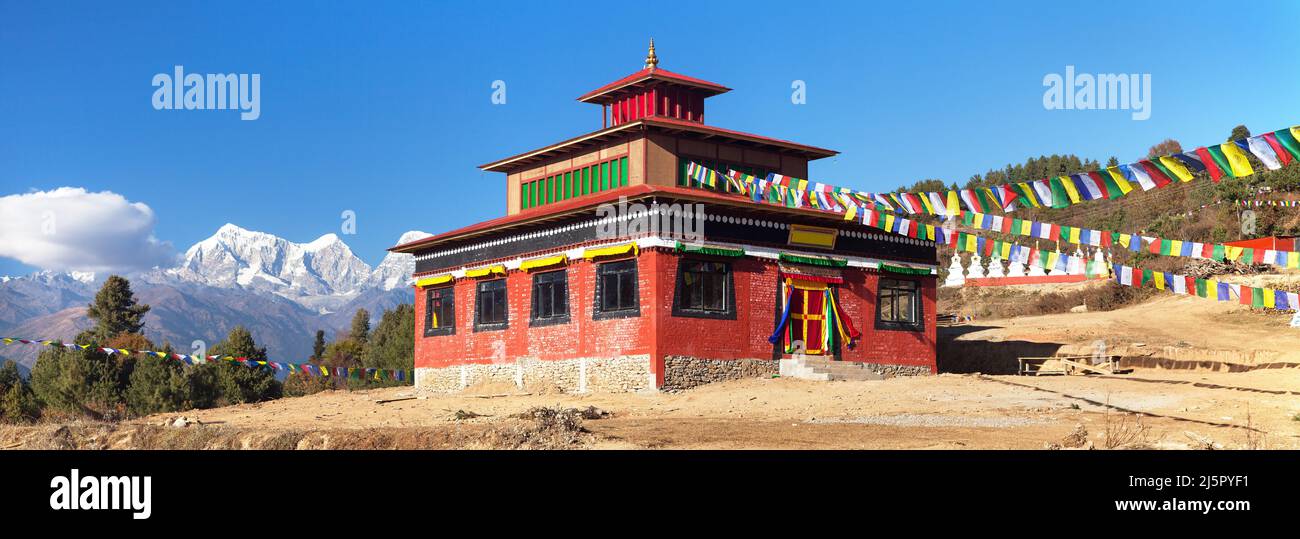 Temle in Za-SA o Zasa gompa o Monastero vicino a Sallery vilage, Solukhumbu, Nepal Foto Stock