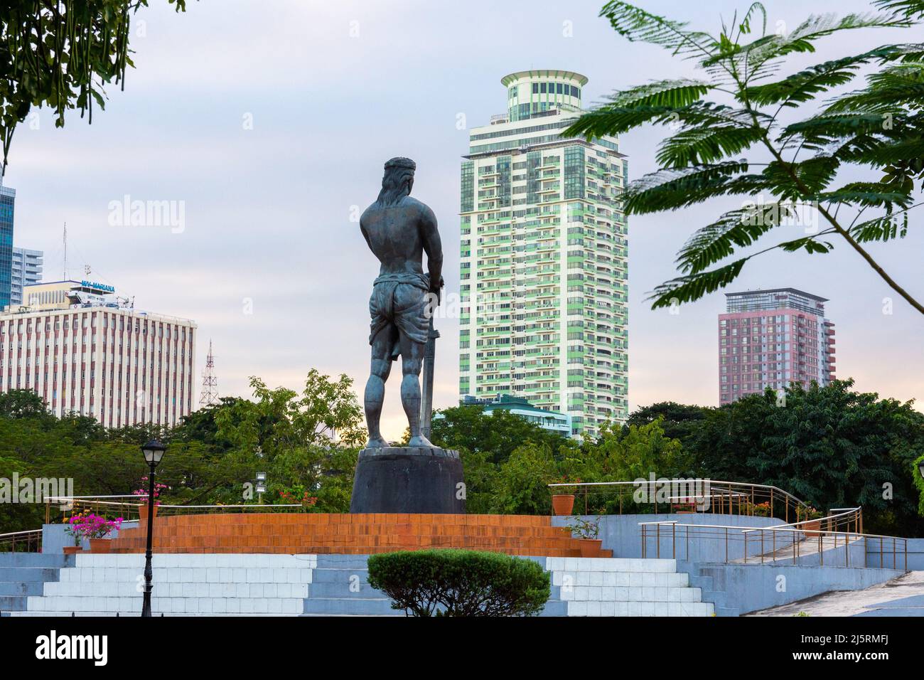 Statua della Sentinella della libertà, Rizal Park, Manila, Filippine - 08.11.2019 Foto Stock