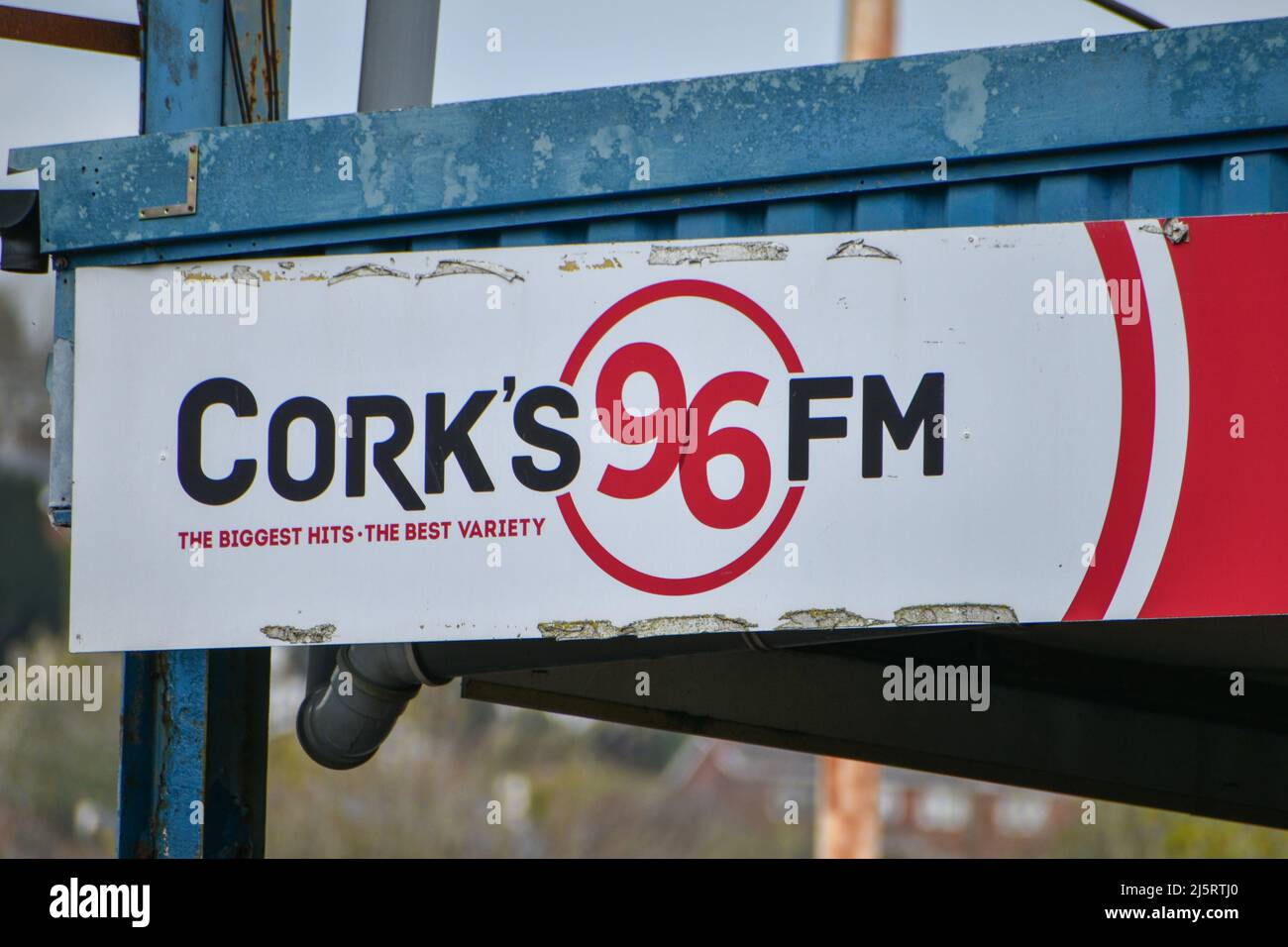 Cork's 96 fm logo cantare Foto Stock