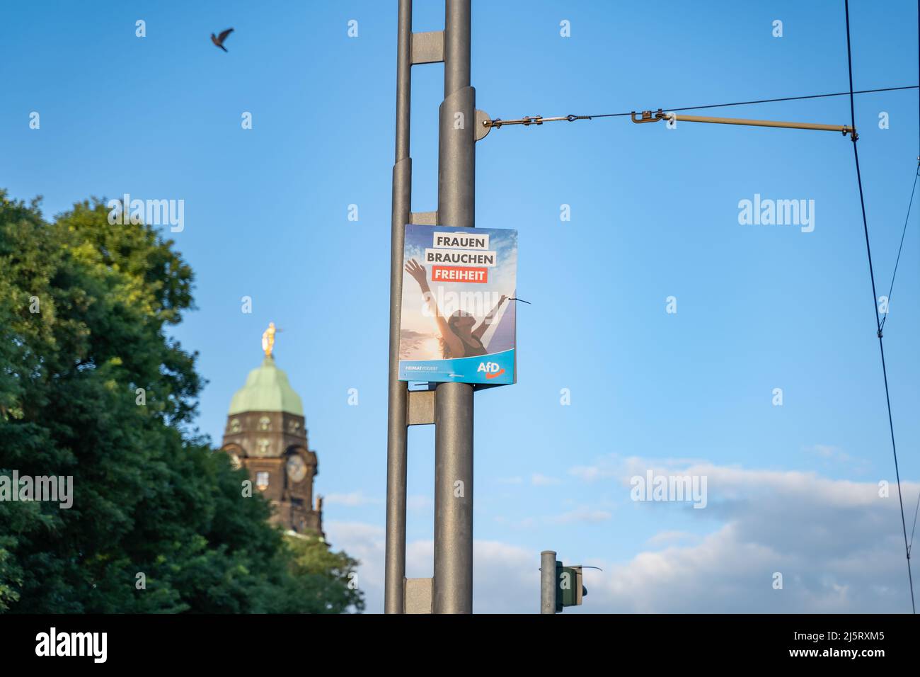 Poster del partito alternative für Deutschland per l'elezione del Bundestag 2021. Pubblicità per la libertà delle donne. Campagna del partito di destra. Foto Stock