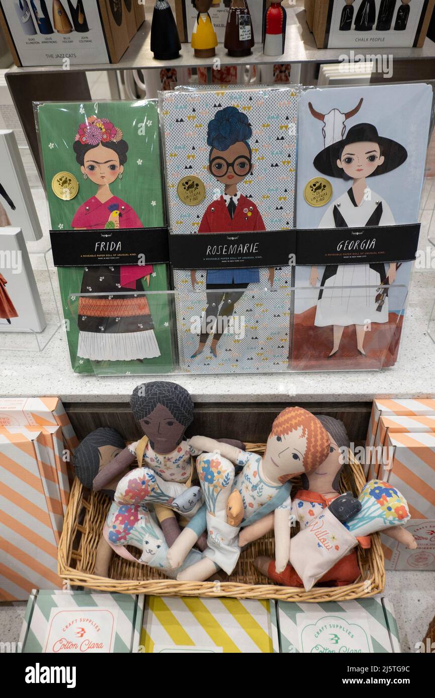 Il negozio di articoli da regalo presso la New York Historical Society & Library, New York, USA 2022 Foto Stock