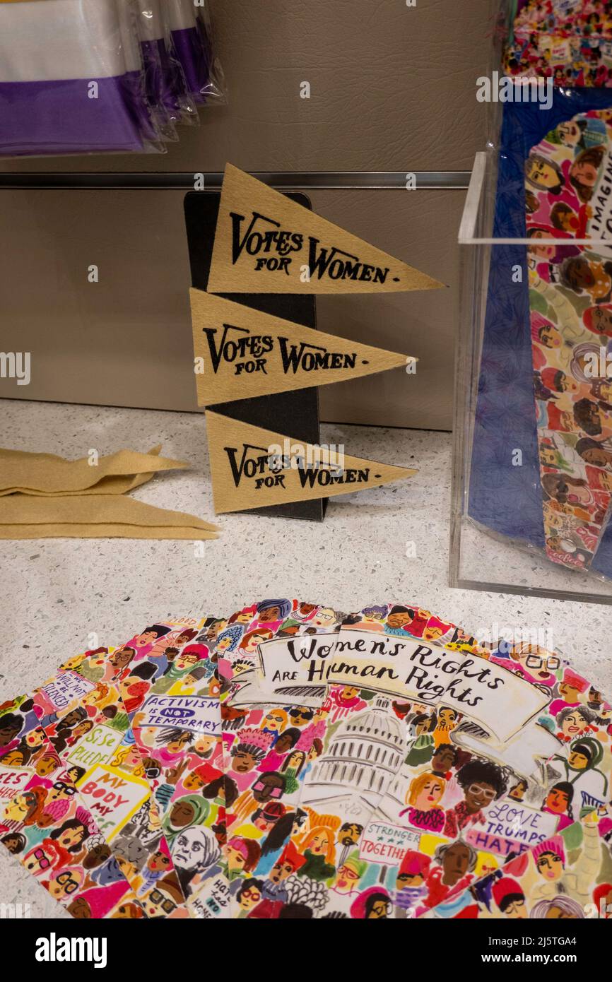 Il negozio di articoli da regalo presso la New York Historical Society & Library, New York, USA 2022 Foto Stock