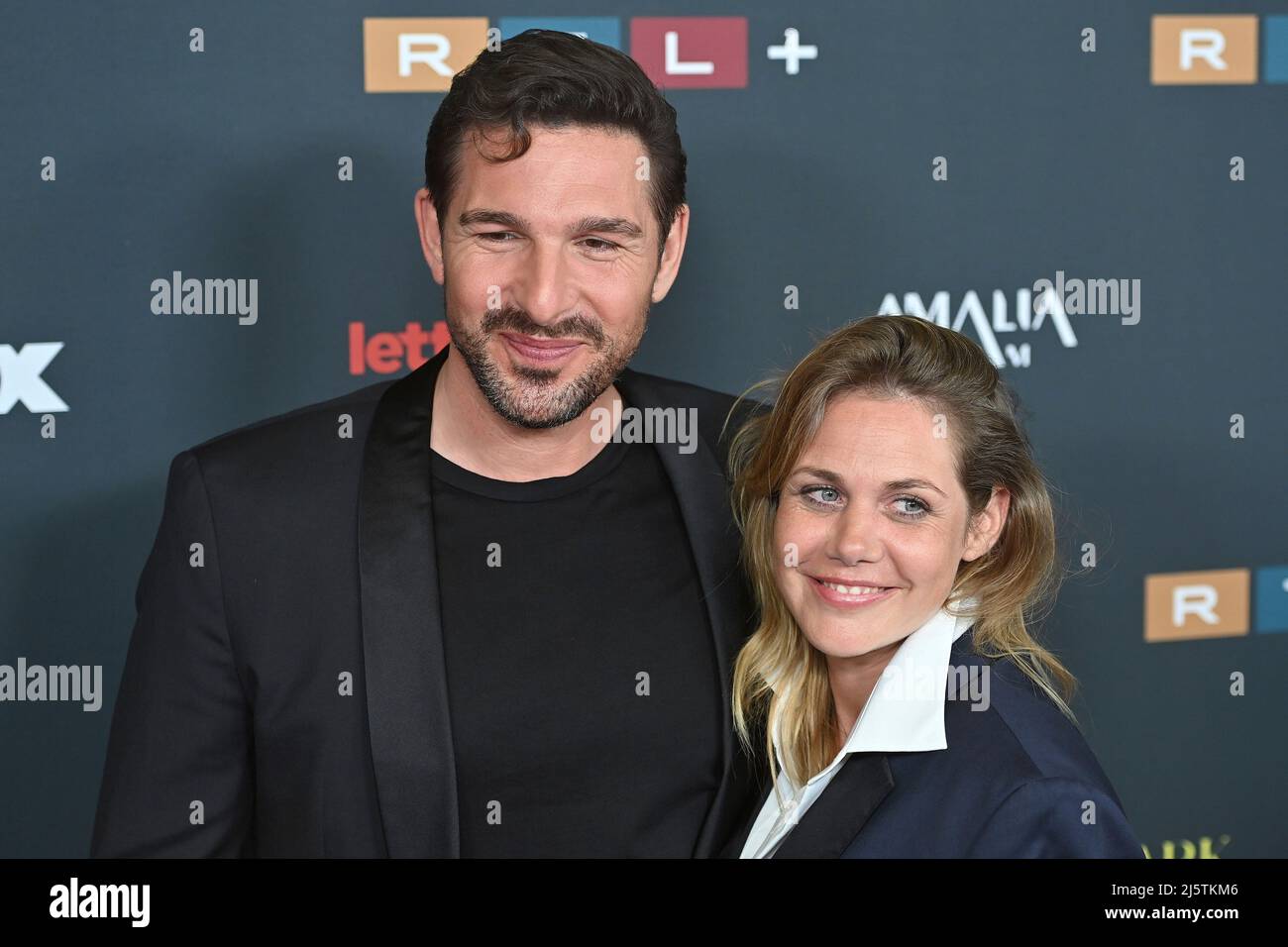 Monaco di Baviera. 25th Apr 2022. Felicitas WOLL (attrice), immagine  singola, taglia singolo motivo, ritratto, ritratto, verticale. Prima del  film HERZOGPARK il 25th aprile 2022 a Monaco. Credit: dpa/Alamy Live News  Foto