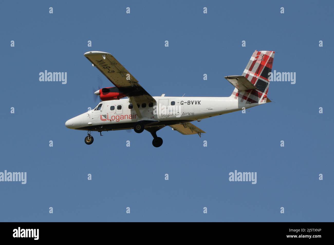 G-BVVK "Spirit of Eilidh", a de Havilland Canada DHC-6-300, gestito da Loganair, presso l'aeroporto internazionale di Prestwick, Ayrshire, Scozia, Foto Stock