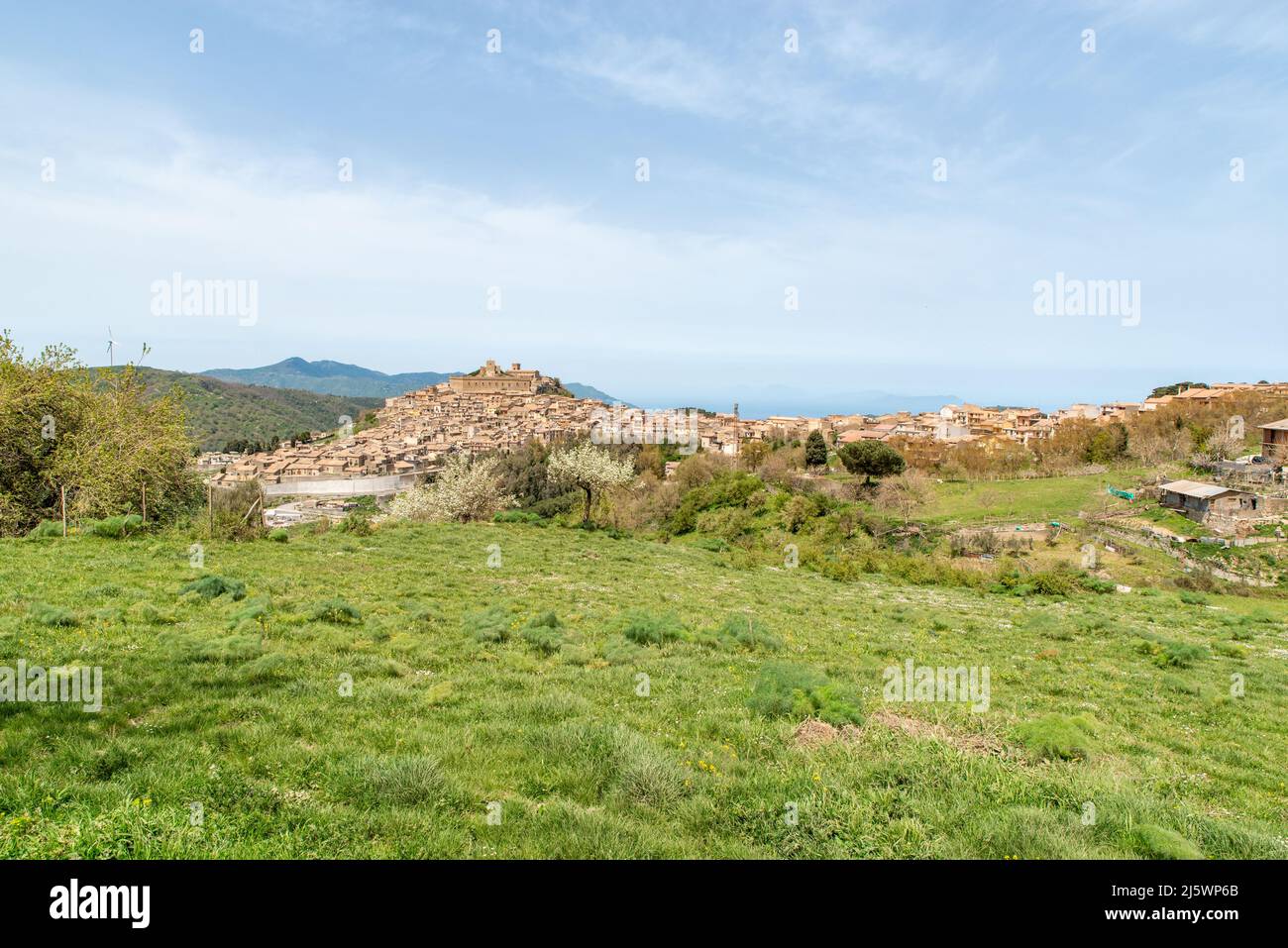 vista del borgo di Montalbano Elicona, provincia di Messina sui monti Nebrodi Foto Stock