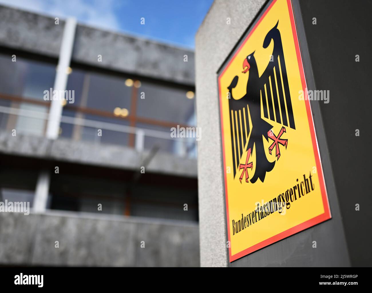 Karlsruhe, Germania. 26th Apr 2022. Corte costituzionale federale a Karlsruhe. Symbol Image Credit: Uli Deck/dpa/Alamy Live News Foto Stock