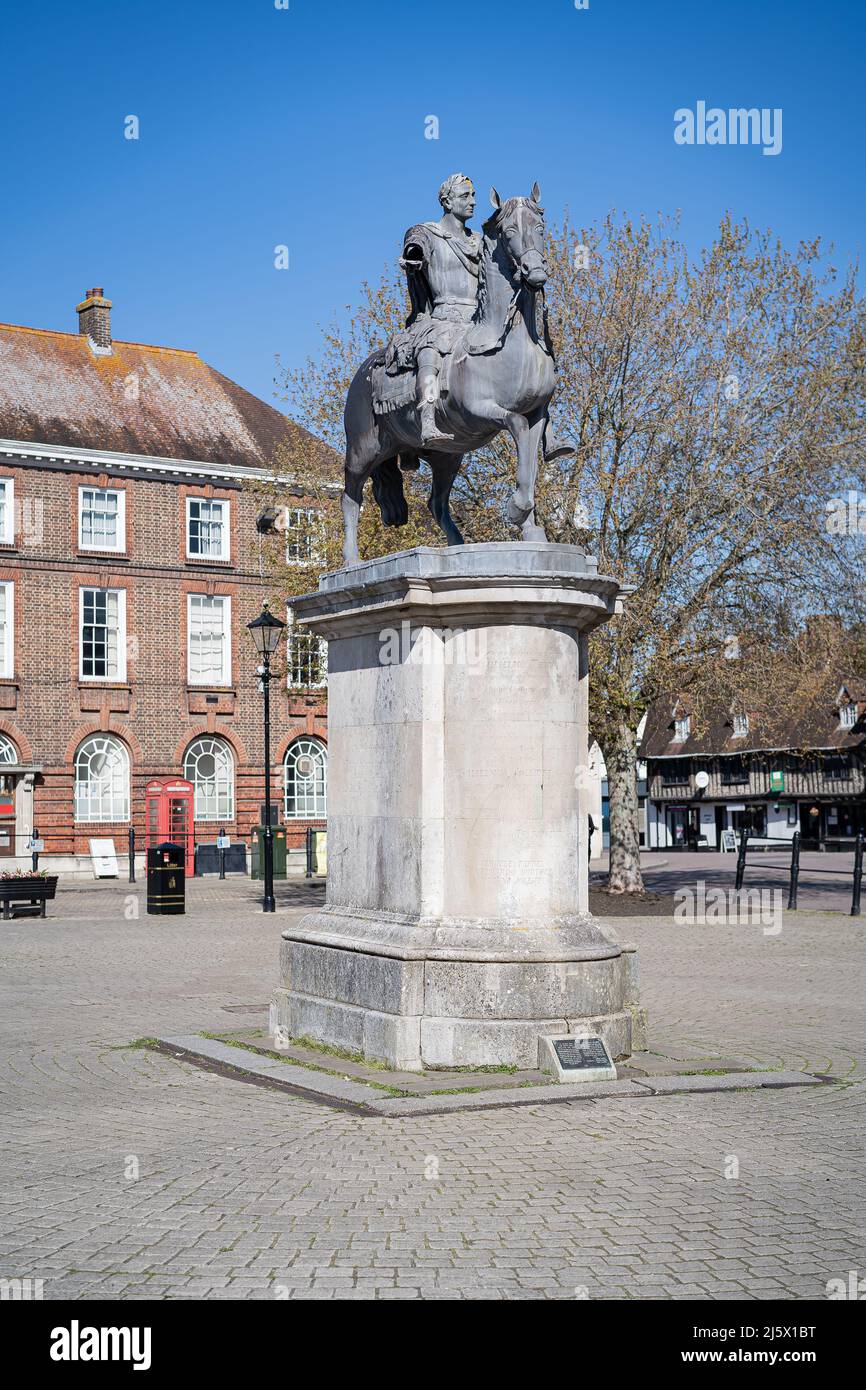 Statua storica della piazza del mercato di re Guglielmo III, Petersfield, Hampshire, South Downs National Park Foto Stock