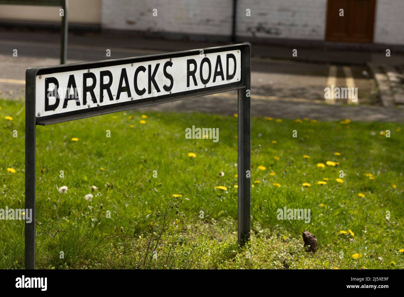 Newcastle-under-Lyme ,Staffordshire-regno unito Aprile, 14, 2022 caserma strada nome segno Foto Stock
