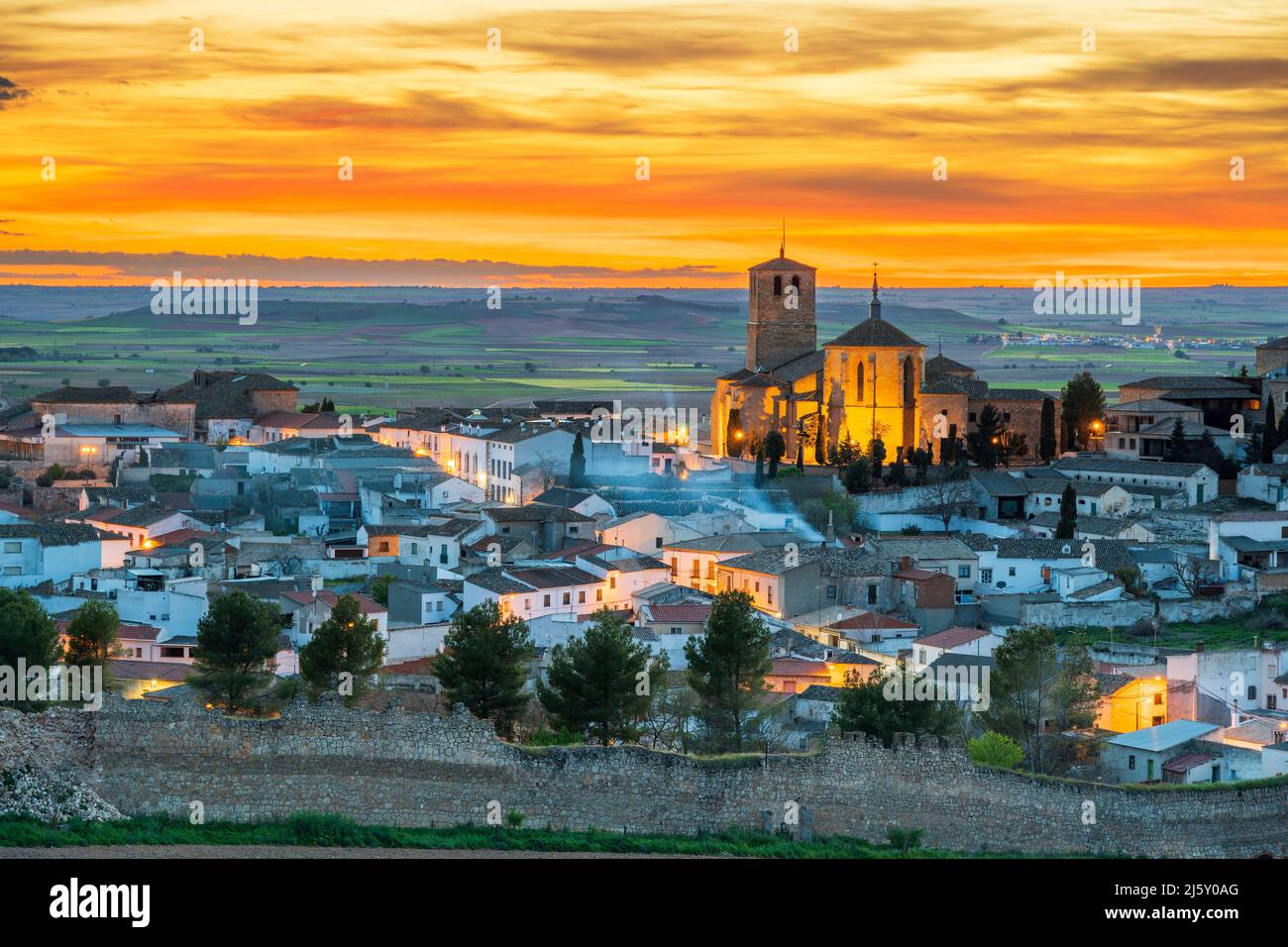 Tramonto panoramico a Belmonte, Castilla-la Mancha, Spagna Foto Stock