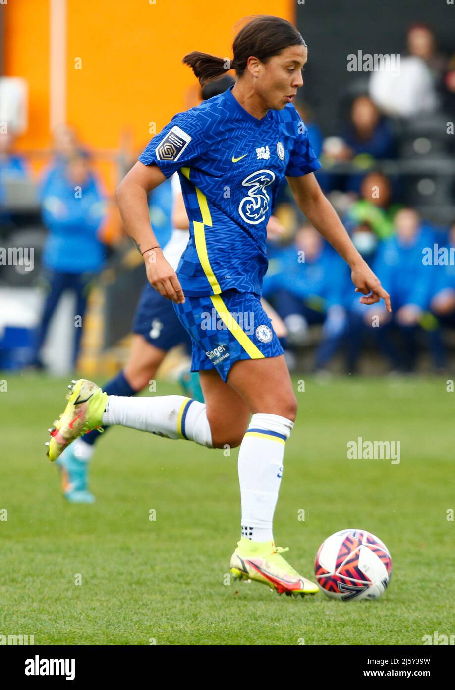 BARNETT, INGHILTERRA - APRILE 24:Chelsea Donne Sam Kerr durante Barclays fa Women's Super League tra Tottenham Hotspur e Chelsea al Hive, Barnett Foto Stock