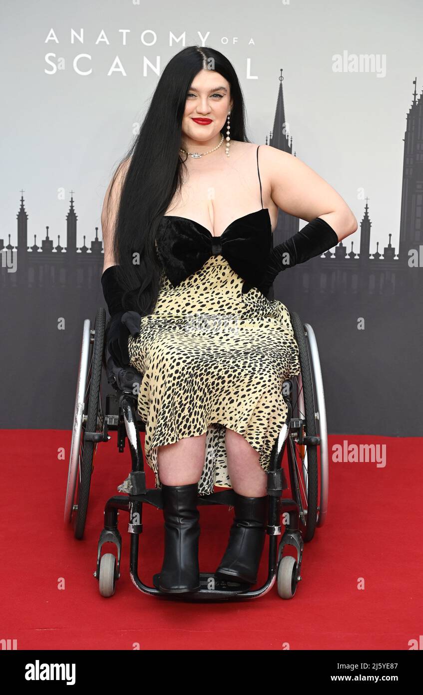 La foto deve essere accreditata ©Alpha Press 079965 14/04/2022 Sophie Butler Anatomia di uno scandalo World Premiere a Londra Foto Stock