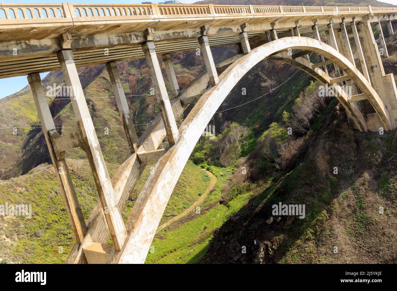 Rocky Creek Bridge a Big sur, California, USA Foto Stock