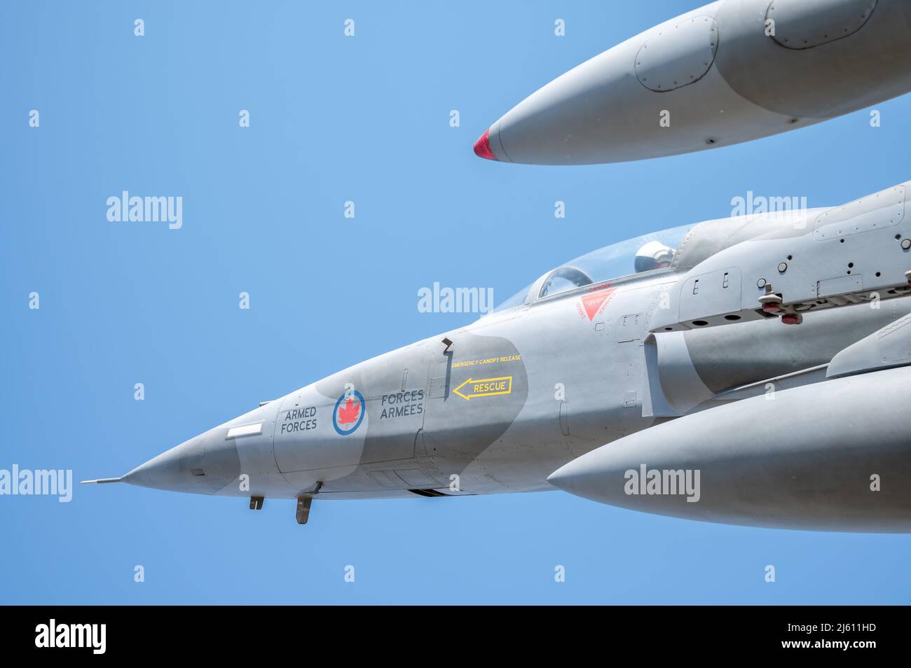 Calgary, Alberta - 24 aprile 2022: Il CF-5 Freedom Fighter in mostra ai Musei militari . Foto Stock