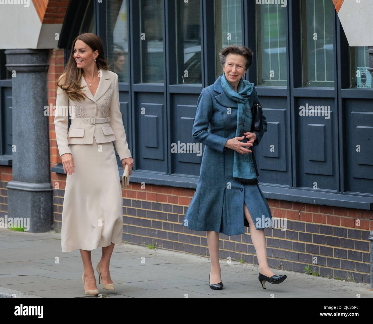 Londra, Regno Unito. 27th Apr, 2022. Anne, la Principessa reale, Patrona, il Royal College of Midwives (RCM), e Caterina, la Duchessa di Cambridge, Patrona, il Royal College of Obstetricians and Gynaecologists (RCOG), visiteranno la sede centrale di RCM e RCOG a Londra. Sede di una raccolta di organizzazioni sanitarie femminili dedicate al miglioramento e alla promozione dell'assistenza sanitaria femminile, l'hub è stato progettato dal RCOG per promuovere la collaborazione in tutto il settore. Foto Stock
