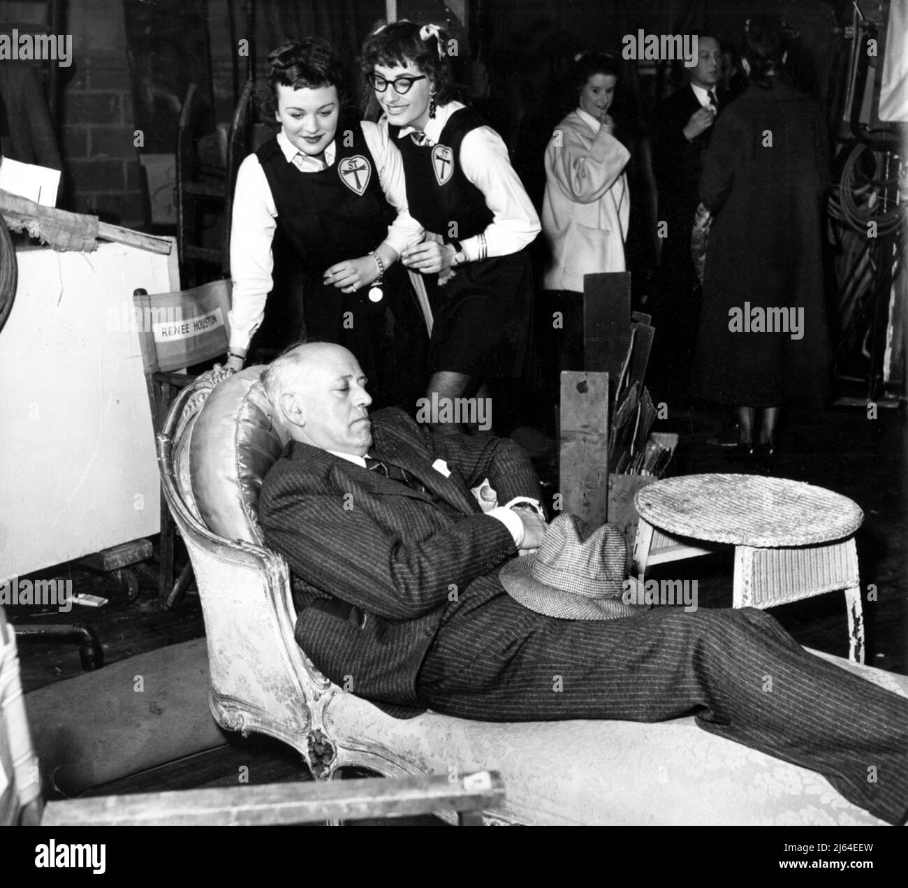 ALASTAIR SIM, LE BELLES DI ST. TRINIAN'S, 1954 Foto Stock