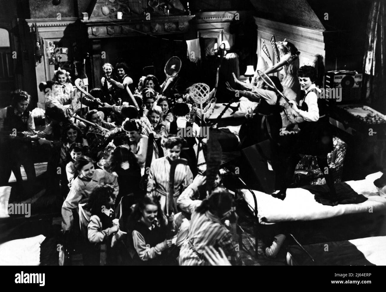 STUDENTESSE, LE BELLES DI ST. TRINIAN'S, 1954 Foto Stock