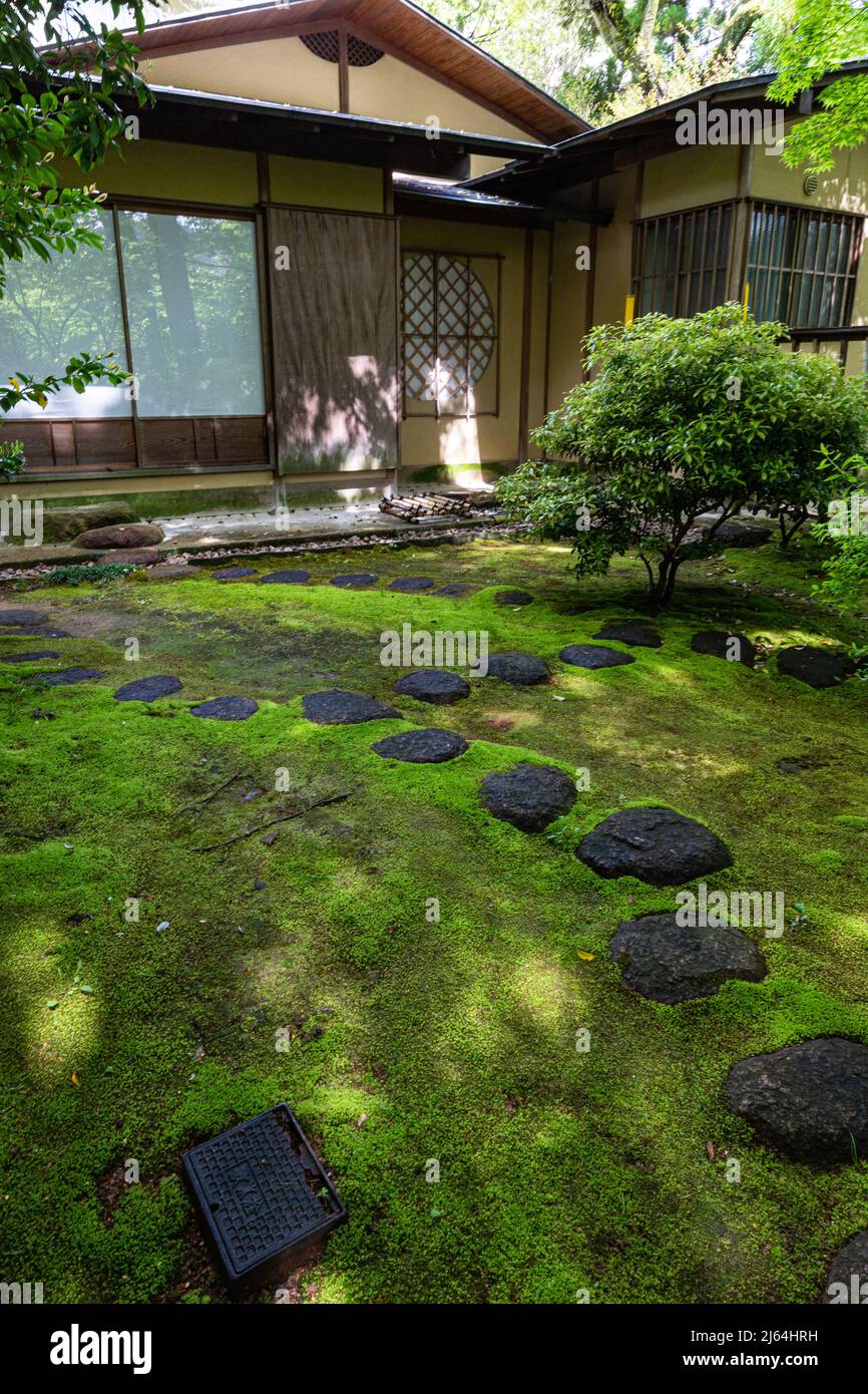 Westin Kyoto Garden - il Giardino Aoiden e il Giardino Kasuien sono stati creati dalla generazione 7th di Ogawa Jihei Ueji e suo figlio - 8th generazione - Oga Foto Stock