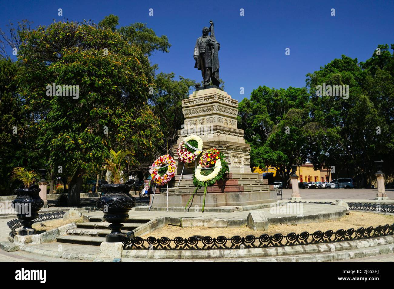 Monumento Benito Juarez nel parco cittadino di El Llano a Oaxaca de Juárez City, Oaxaca, Messico. Eroe nazionale e presidente (1861–72) Foto Stock