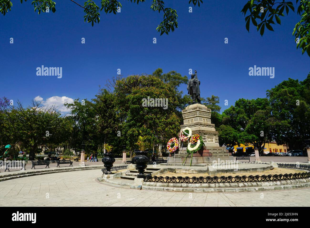 Monumento Benito Juarez nel parco cittadino di El Llano a Oaxaca de Juárez City, Oaxaca, Messico. Eroe nazionale e presidente (1861–72) Foto Stock