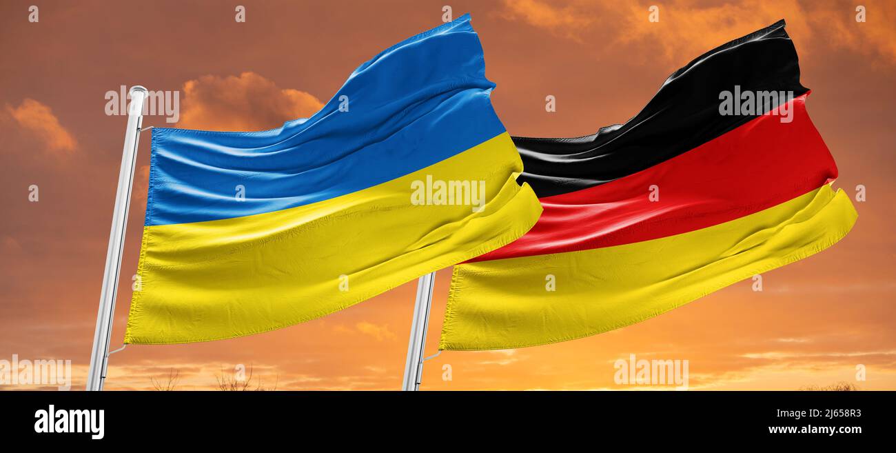 Toppa Termoadesiva/Cucita Bandiera Germania E Ucraina 9x6 Cm - Alta Qualità