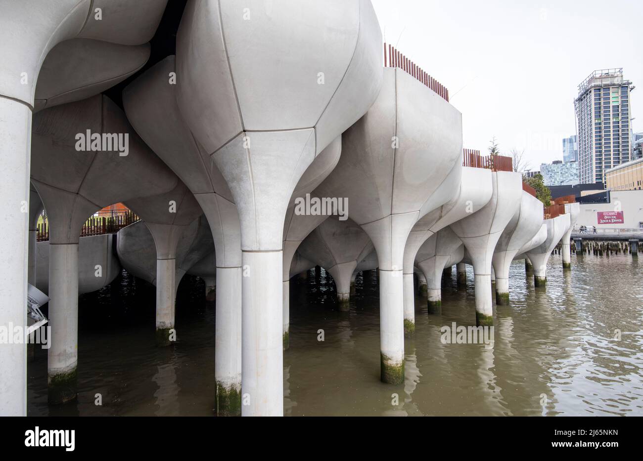 Little Island Park al molo 55, New York USA Foto Stock