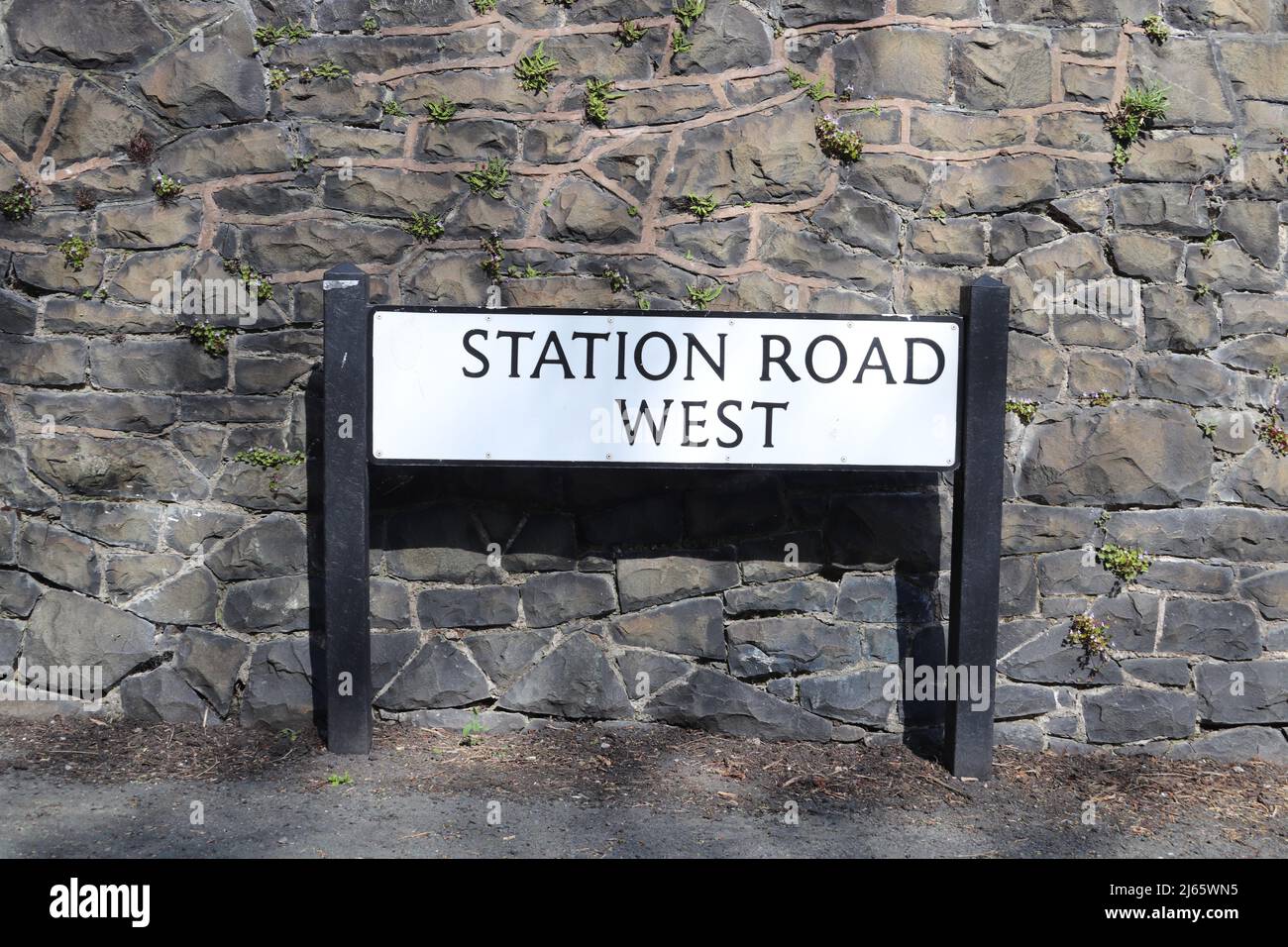 Penmaenmawr stazione ferroviaria strada ovest Conwy Galles nord Foto Stock