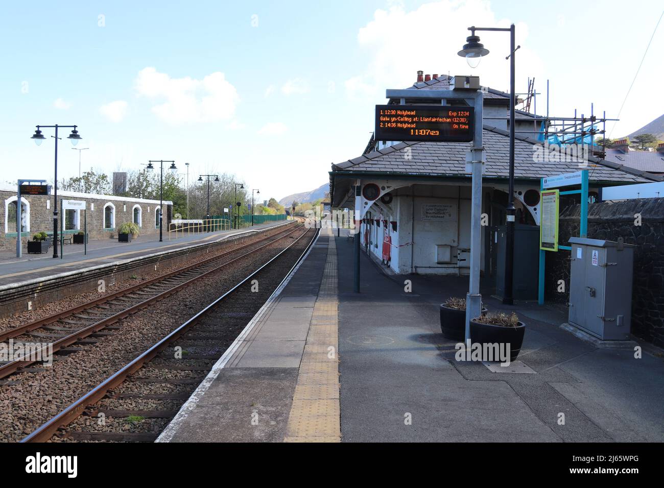 Penmaenmawr stazione ferroviaria strada ovest Conwy Galles nord Foto Stock