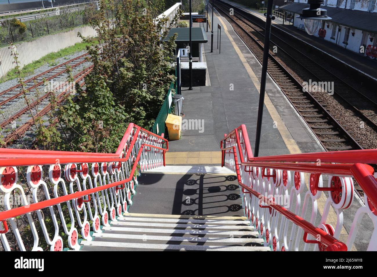 Penmaenmawr stazione ferroviaria strada ovest Conwy Galles nord Foto Stock
