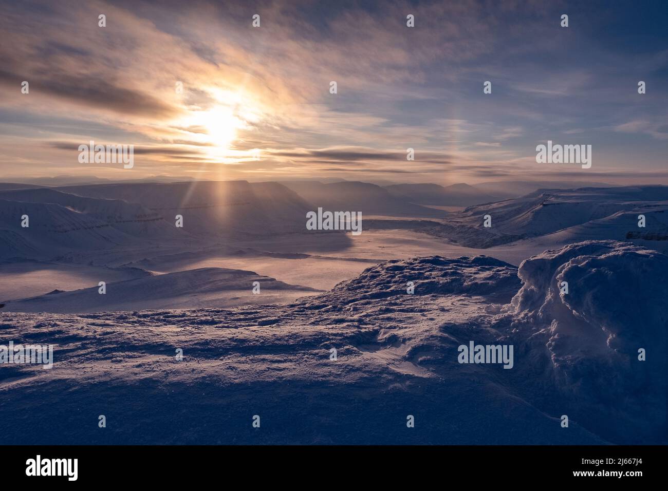 Halo im Gegenlicht, Spitzbergen, Arktis Foto Stock