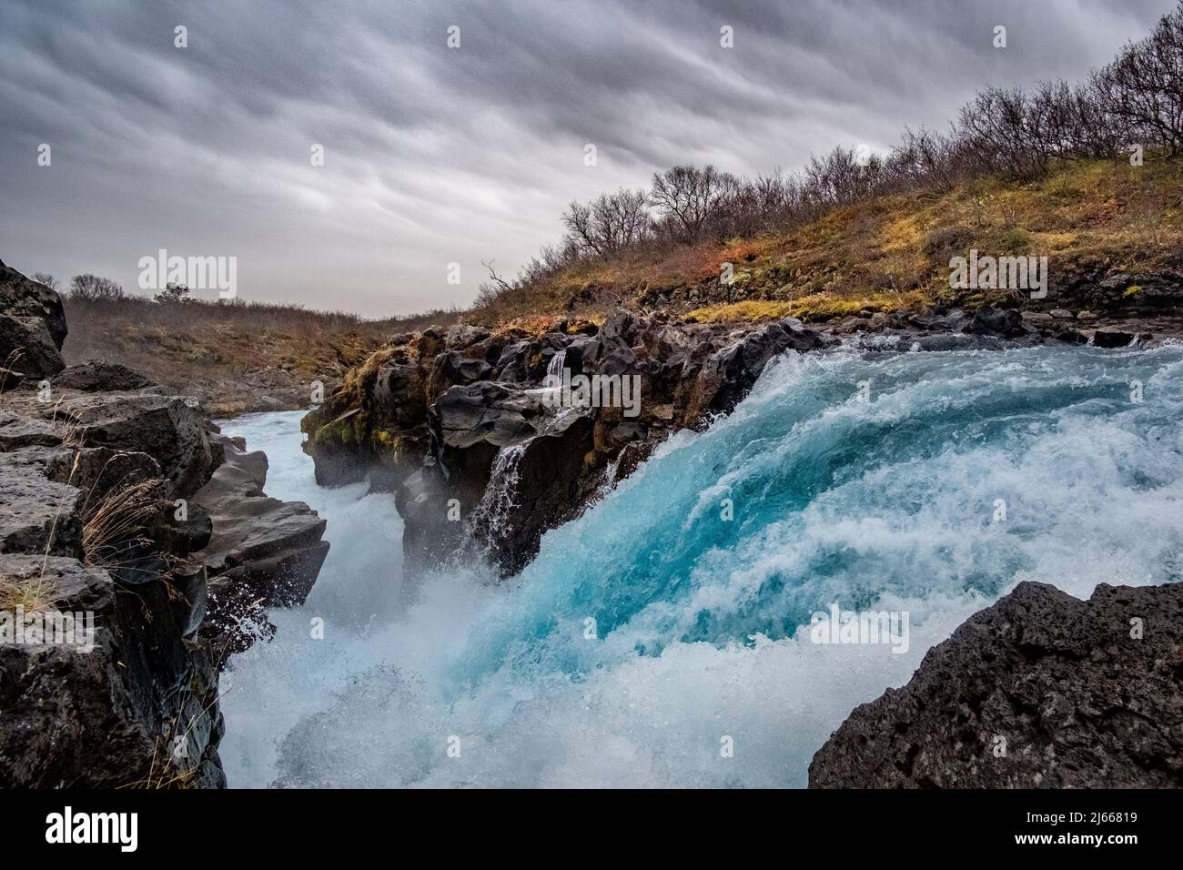 Wasserfall Hlauptungufoss im Golden Circle, Isola - una cascata blu chiamata 'Hlauptungufoss ' nel sud dell'Islanda. Foto Stock