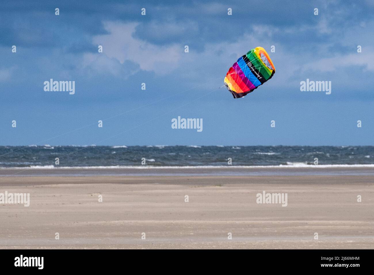 Impressionen von der Insel Borkum - Lenkdrachen / stunt kite Foto Stock