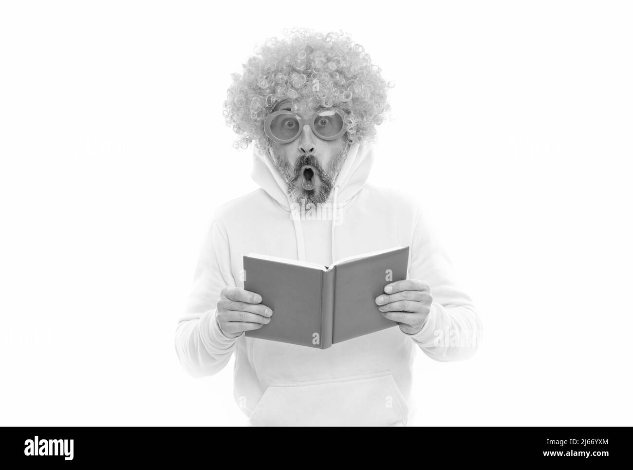 Solo un capitolo in più. Libro letto sorpreso bookworm. Lezione di letteratura. Letteratura inglese Foto Stock