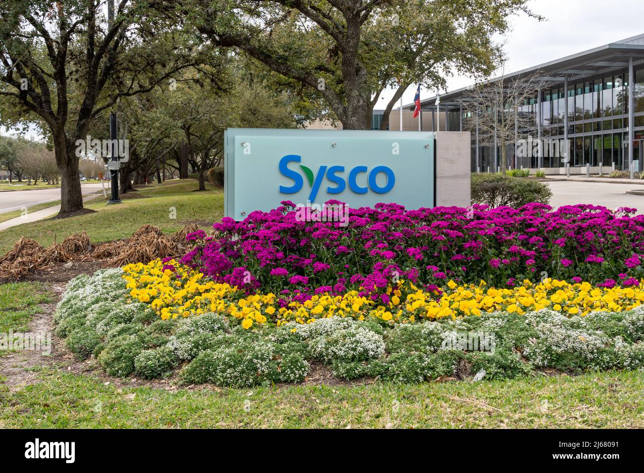 Houston, Texas, USA - 6 marzo 2022: Firma di Sysco presso la sua sede centrale a Houston, Texas, USA. Foto Stock