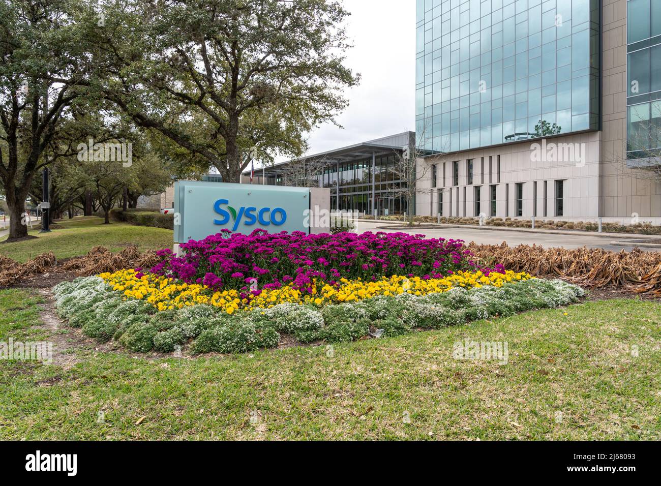 Houston, Texas, USA - 6 marzo 2022: Firma di Sysco presso la sua sede centrale a Houston, Texas, USA. Foto Stock