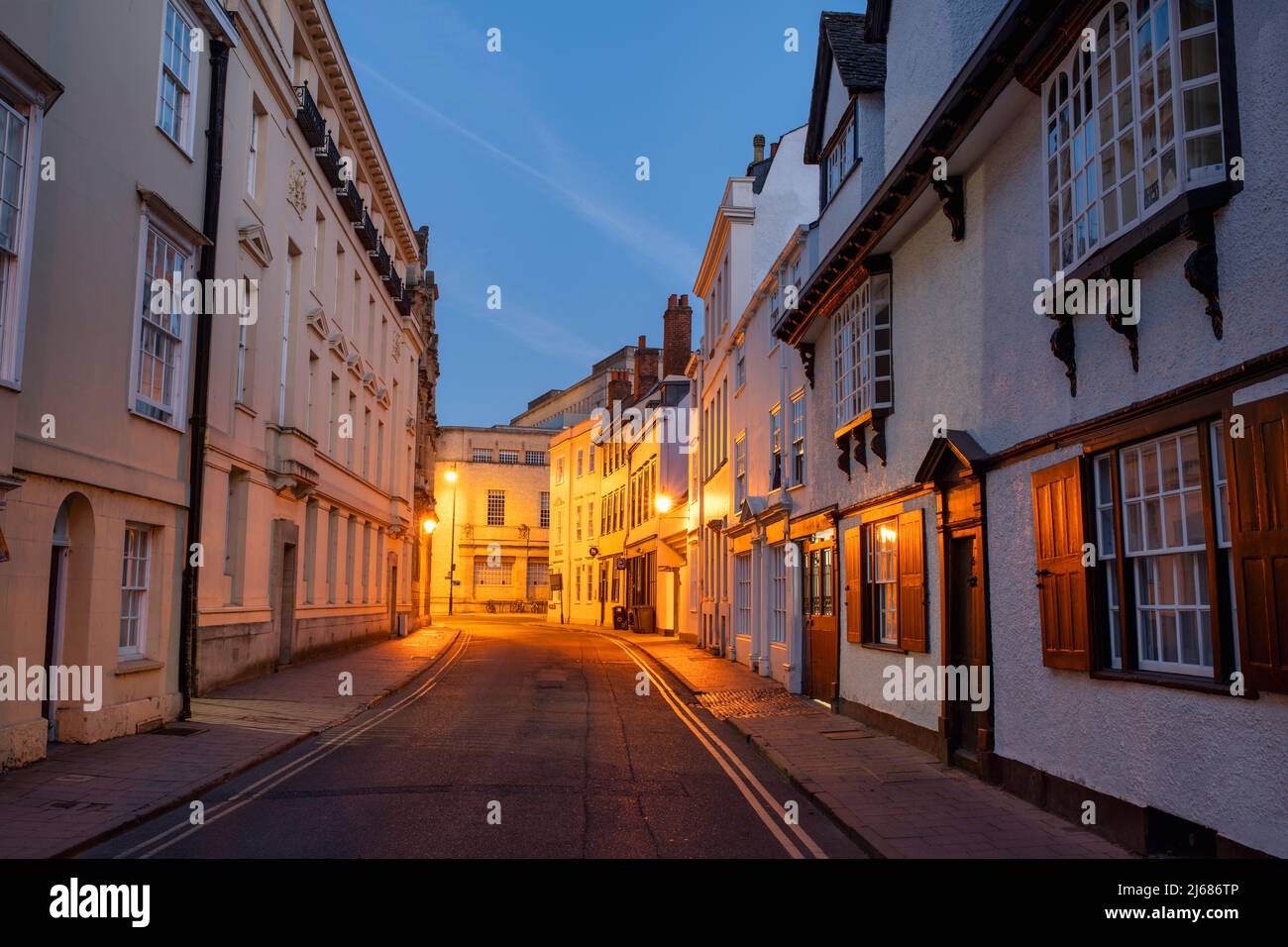 Holywell Street all'alba in primavera. Oxford, Oxfordshire, Inghilterra Foto Stock