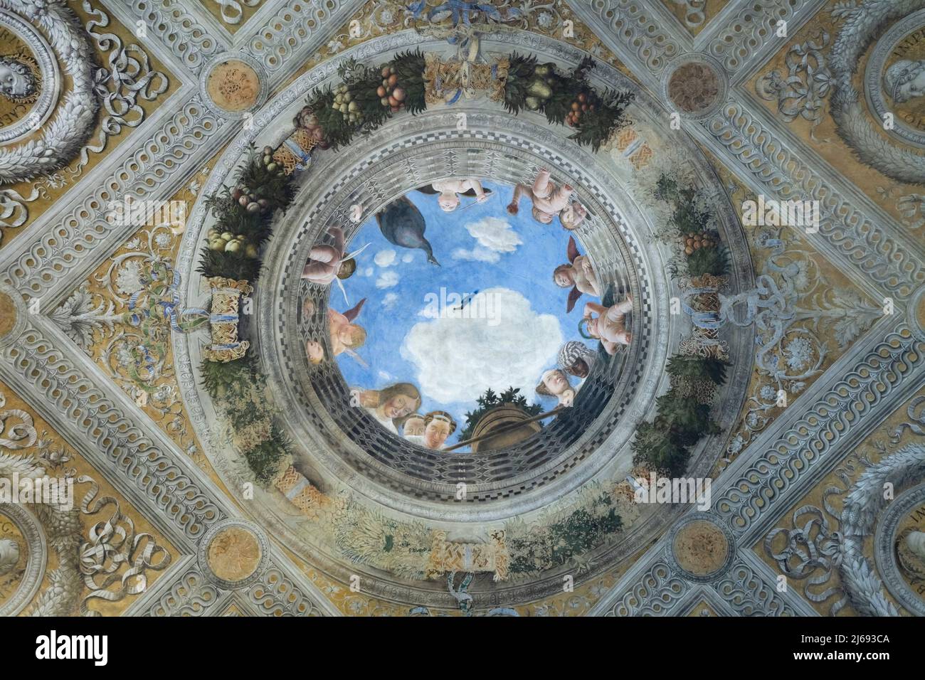 Camera degli sposi, affreschi di Andrea Mantegna, Palazzo Ducale, Patrimonio dell'Umanità dell'UNESCO, Mantova (Mantova), Lombardia (Lombardia), Italia Foto Stock