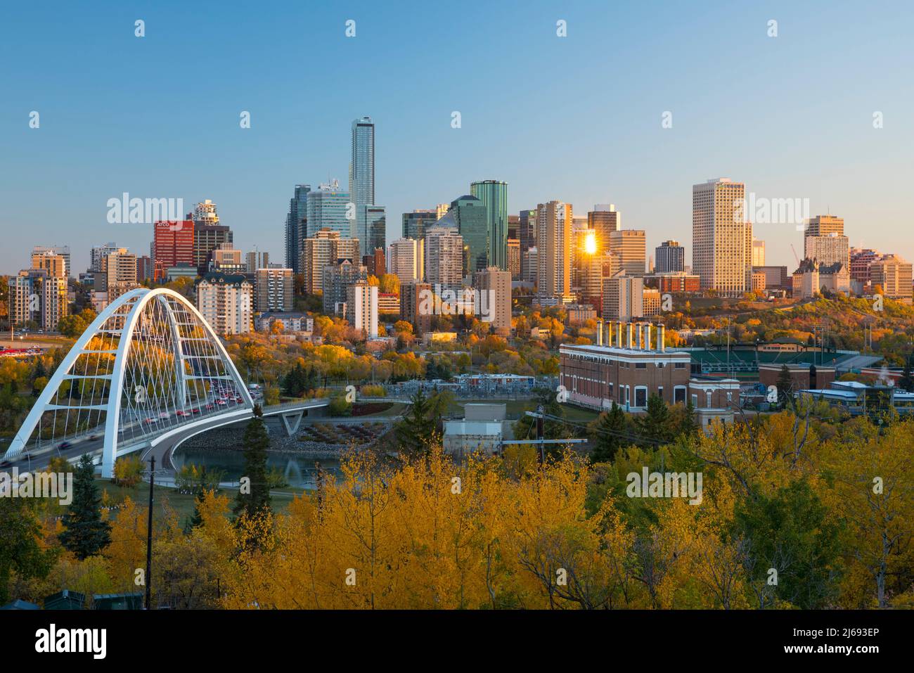 Skyline di Edmonton in autunno, Edmonton, Alberta, Canada, Nord America Foto Stock